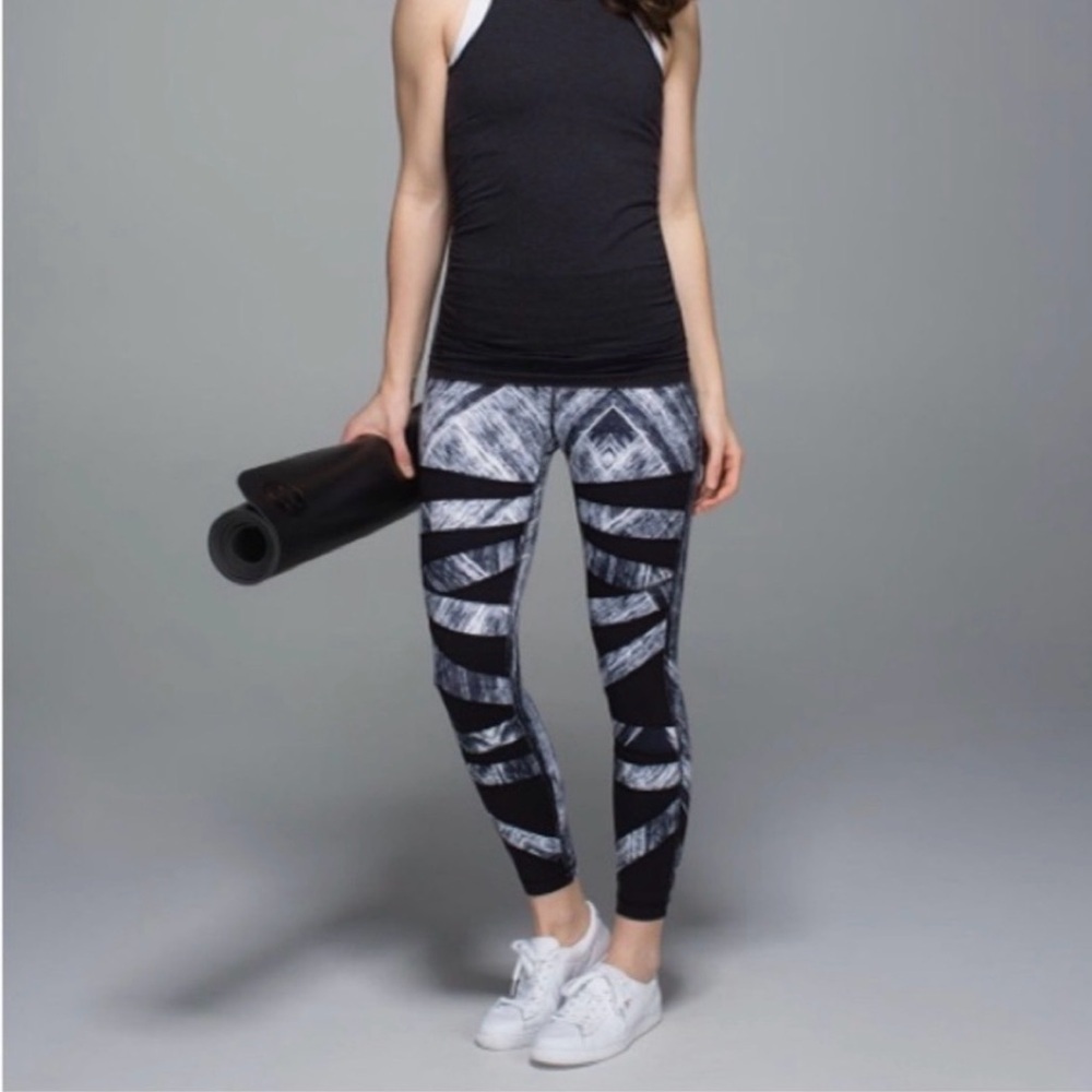 Lululemon Heat Wave High Times Leggings Size 8